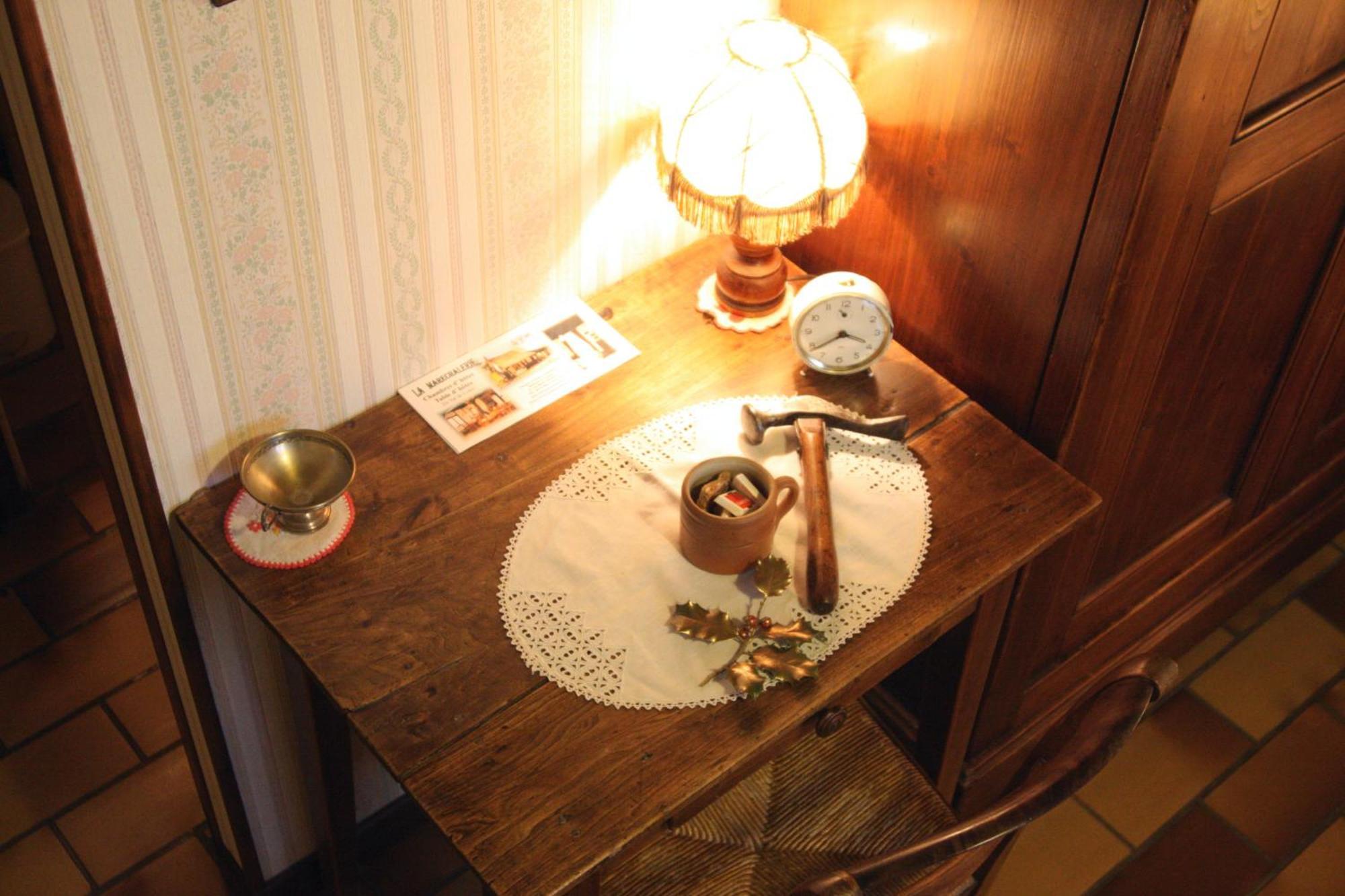 La Marechalerie Bed & Breakfast Monthodon Luaran gambar